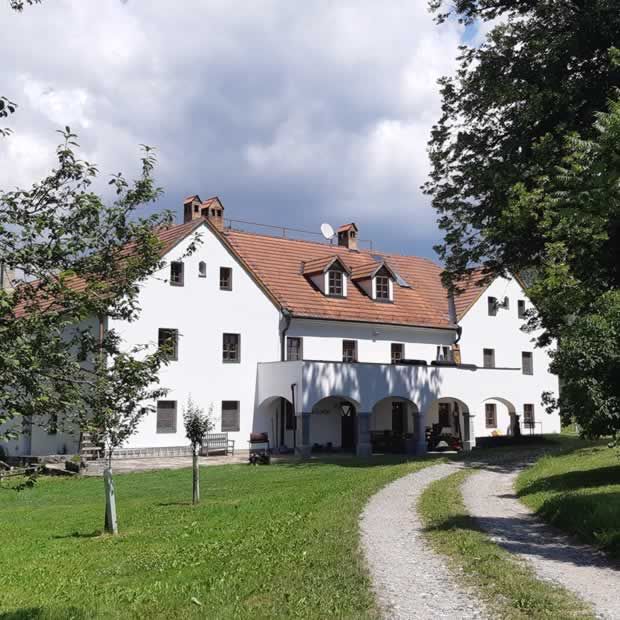 haus gut kalliste